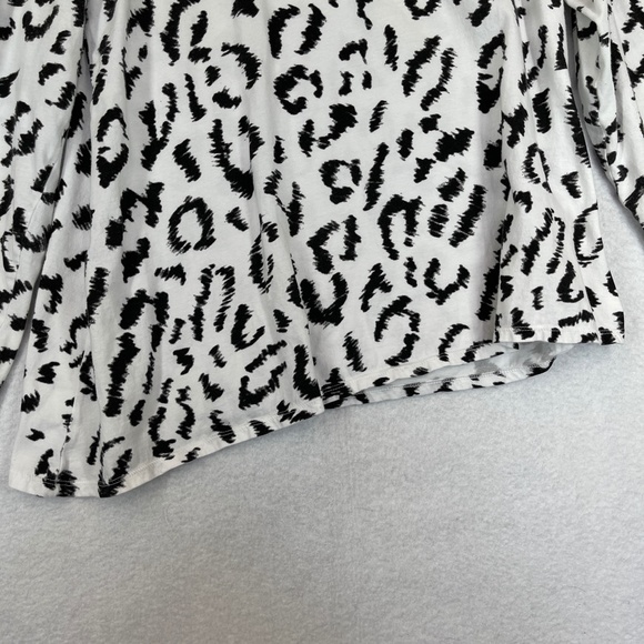 Seed to Style Women's Organic Cotton Long Sleeve Shirt Black Leopard Print - Picture 3 of 10